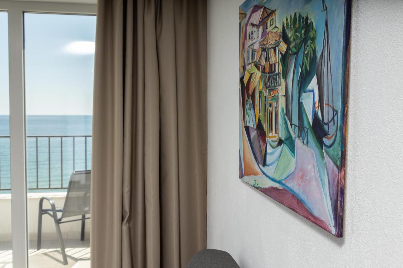 Ji Hotel Sozopol Bagian luar foto