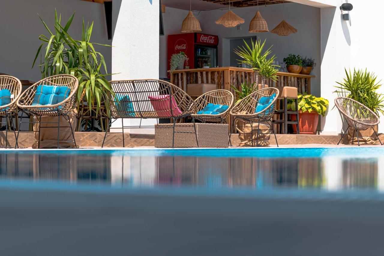 Ji Hotel Sozopol Bagian luar foto