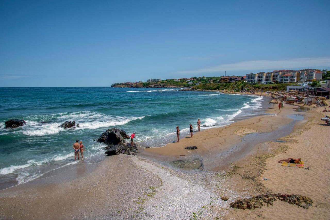 Ji Hotel Sozopol Bagian luar foto