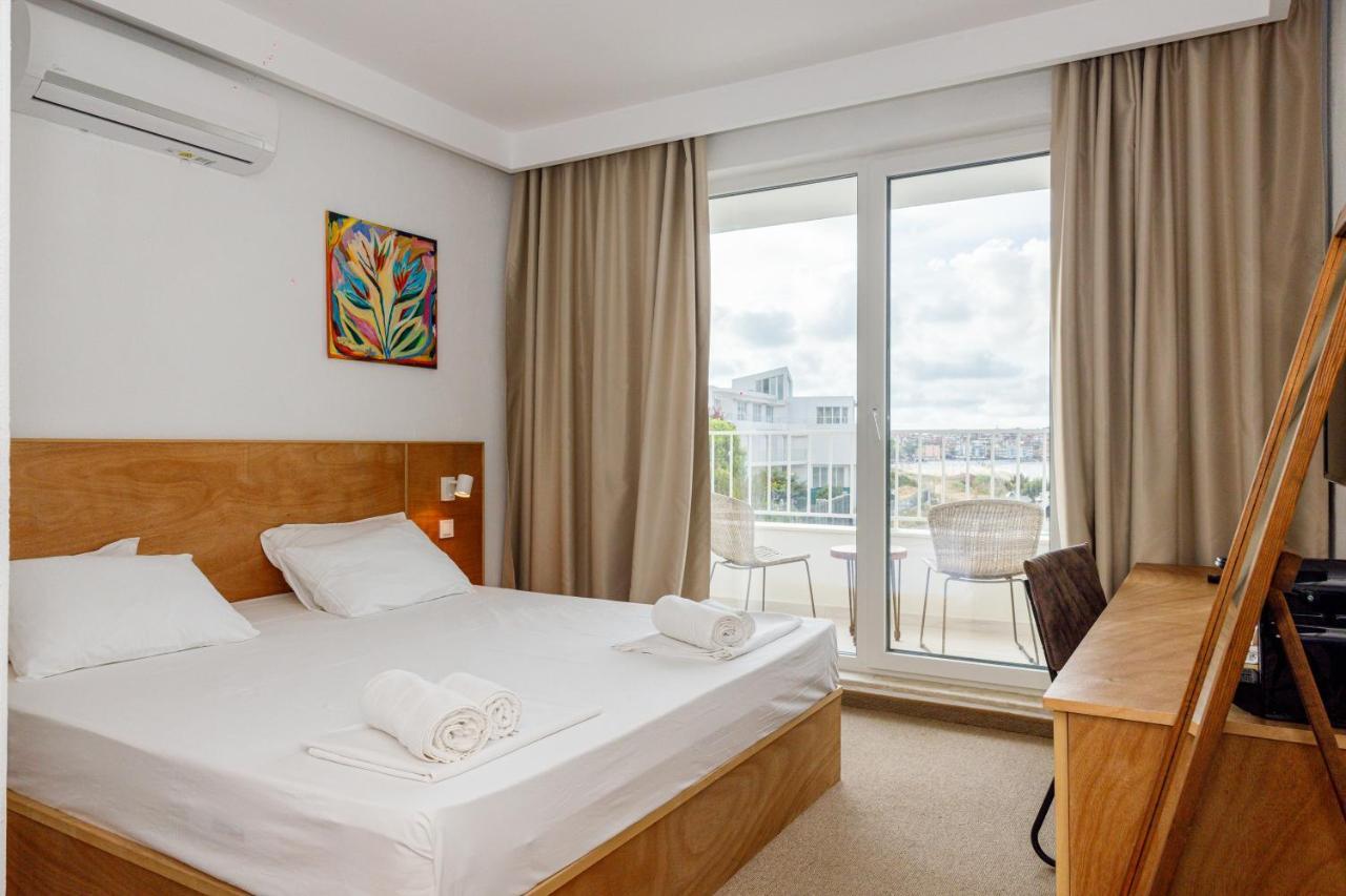 Ji Hotel Sozopol Bagian luar foto