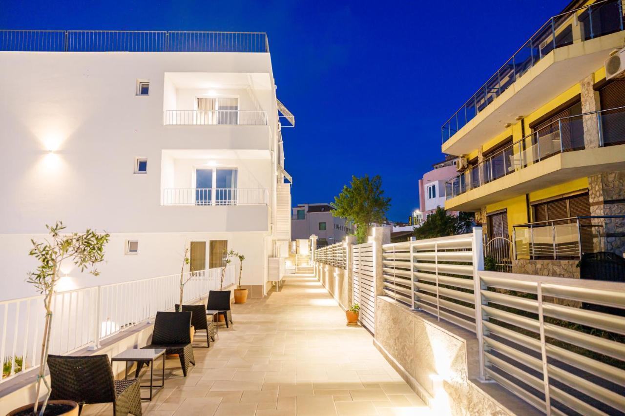 Ji Hotel Sozopol Bagian luar foto