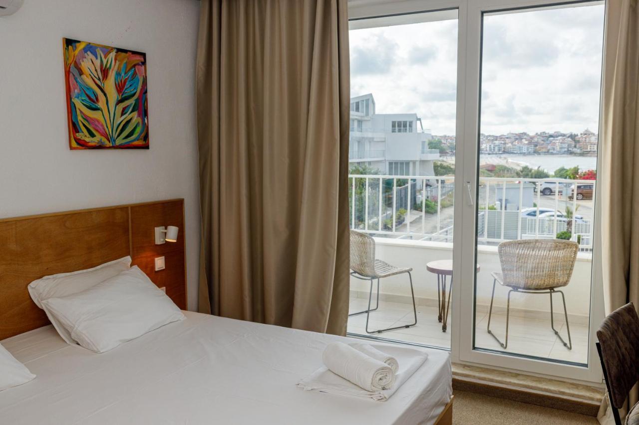 Ji Hotel Sozopol Bagian luar foto